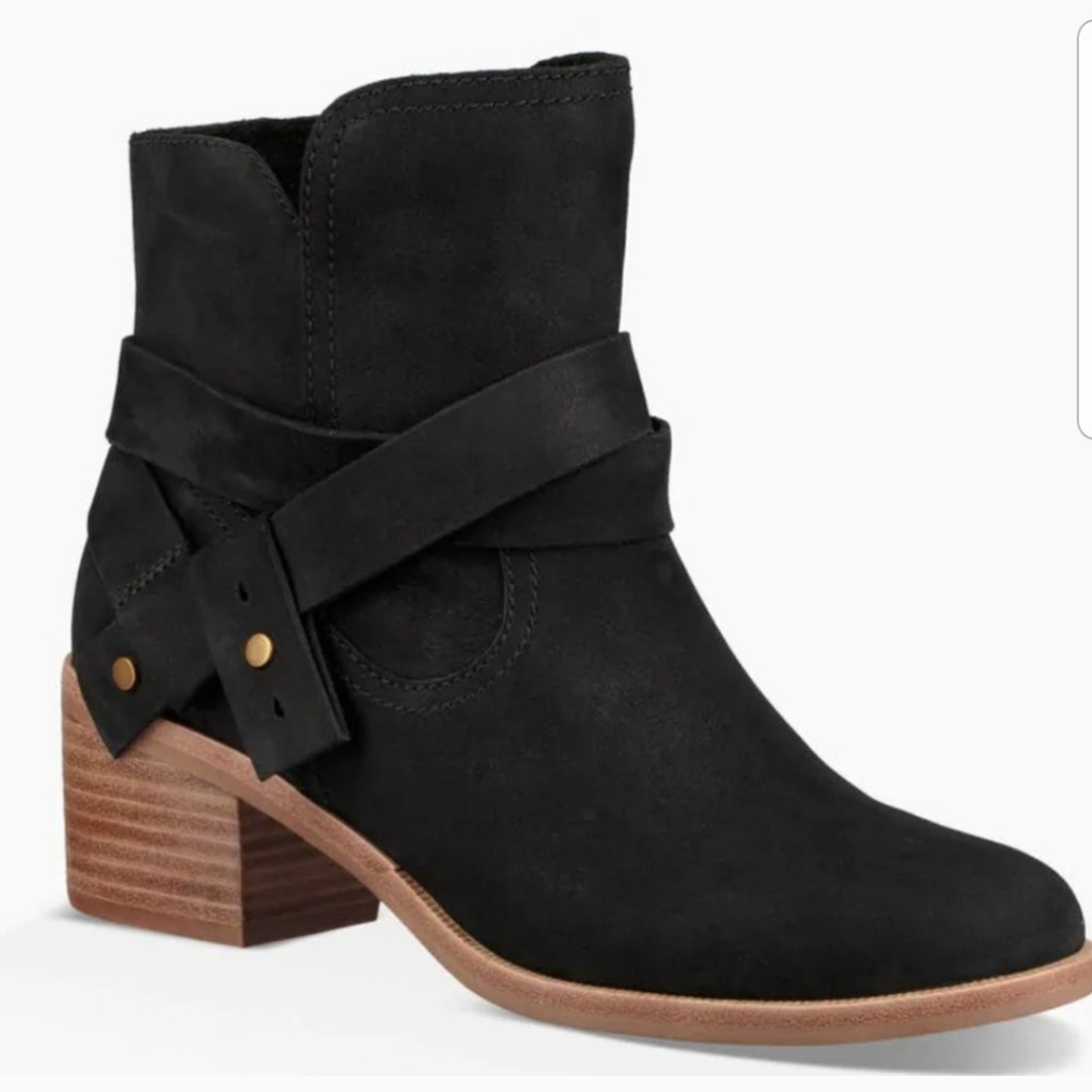 Ugg ankle boots